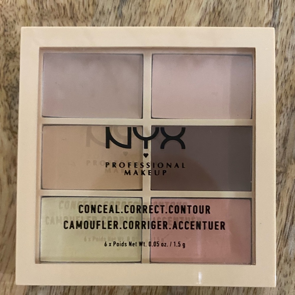 NYX Conceal Correct Contour Light
